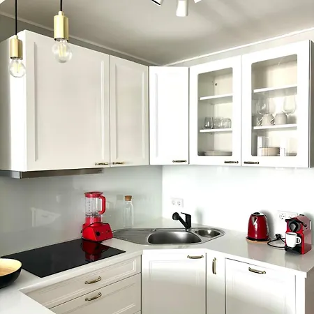 アパート Beautiful Two Bedroom In Center
